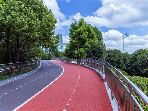 自流平和地坪漆的区别是什么，地坪漆和自流平哪个好?